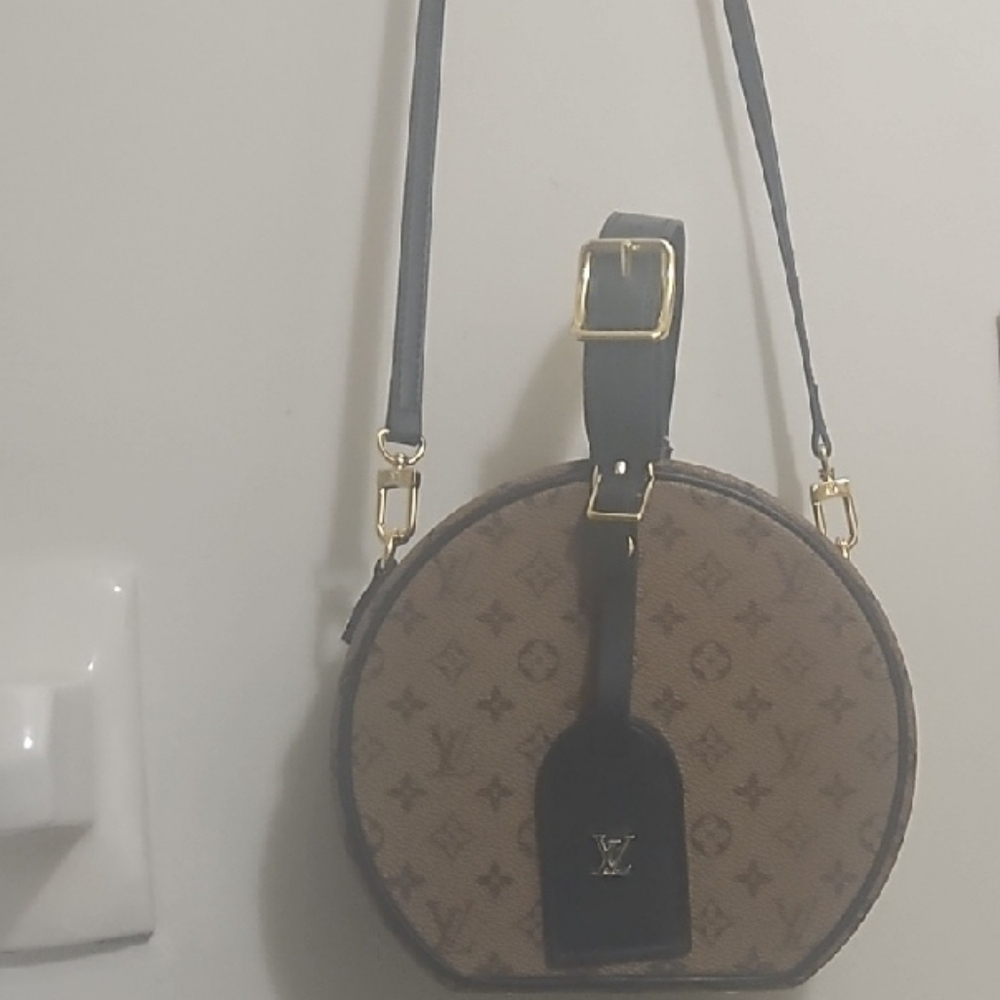 Louis Vuitton Brown and Black Crossbody Bag with Sleek Design